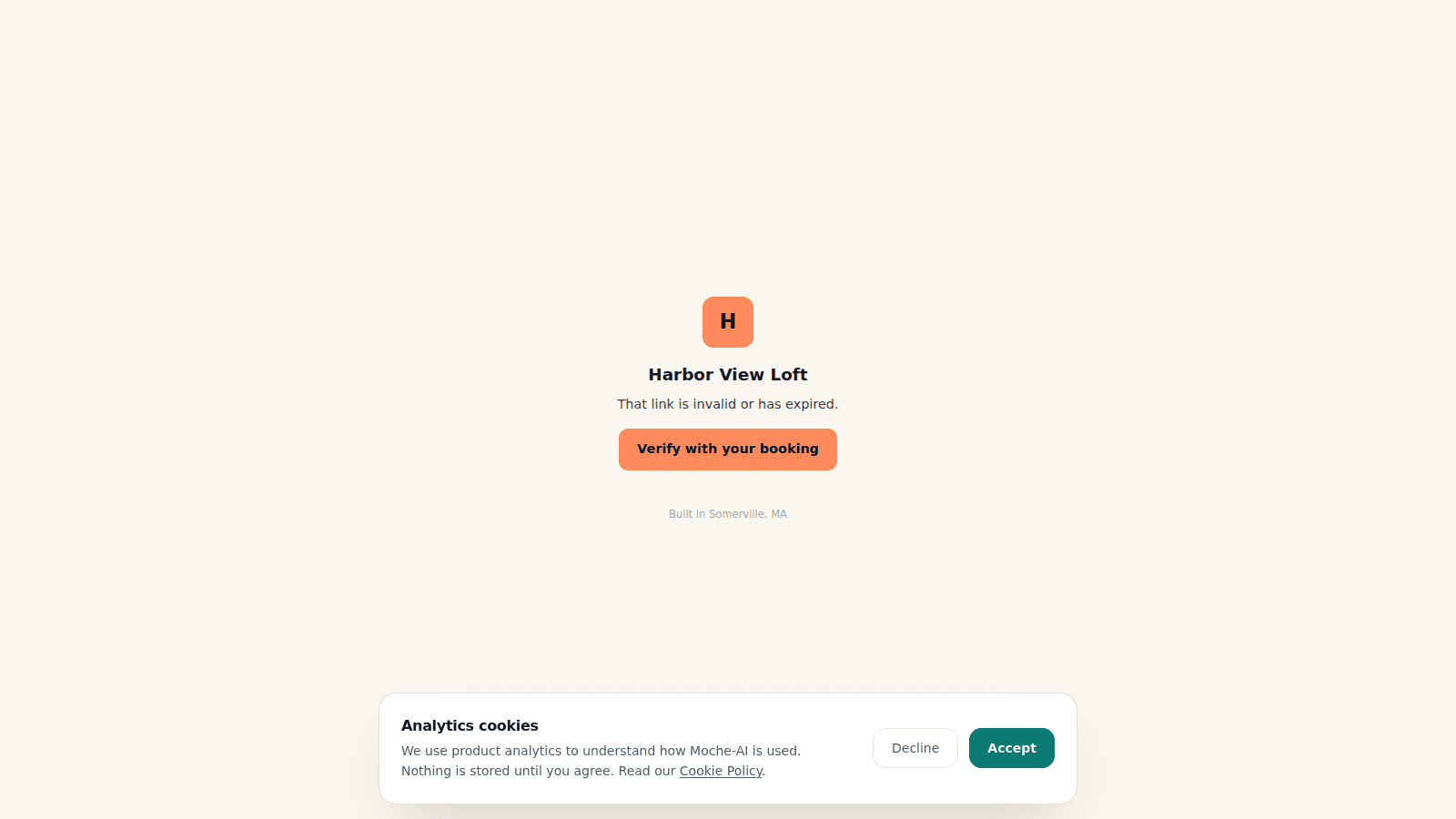 Moche-AI guest portal with property information and routes to ask questions or contact the host